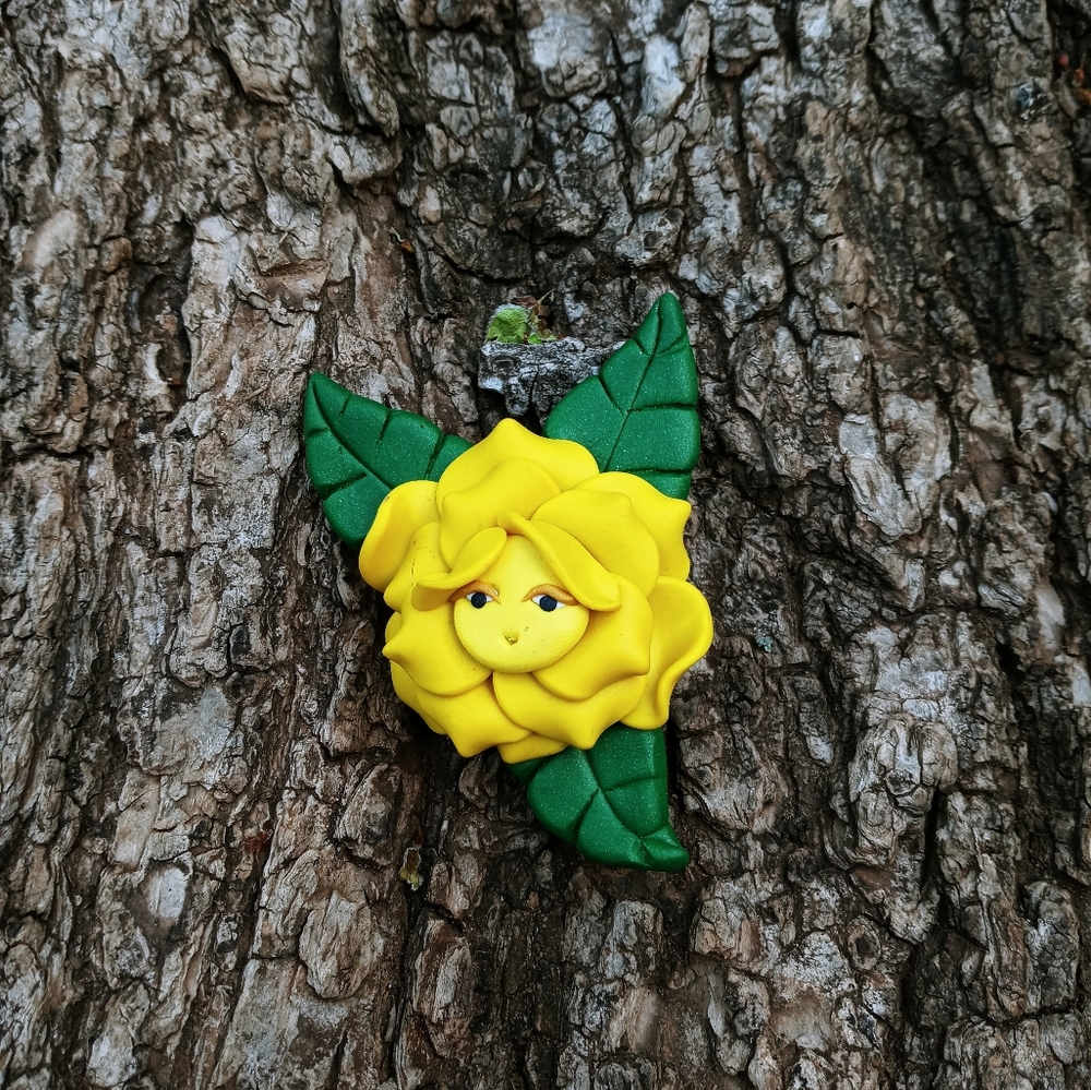 🍄Alice in Wonderland🥀🌹 Brooch Pin - Picture 3 of 6